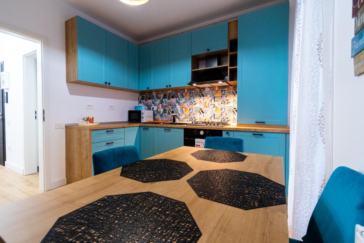 브라쇼브 Lighthouse Central Apt With Unique Views Of The Fortress, Free Parking, 5 Min By Car From The Old Town 아파트 외부 사진